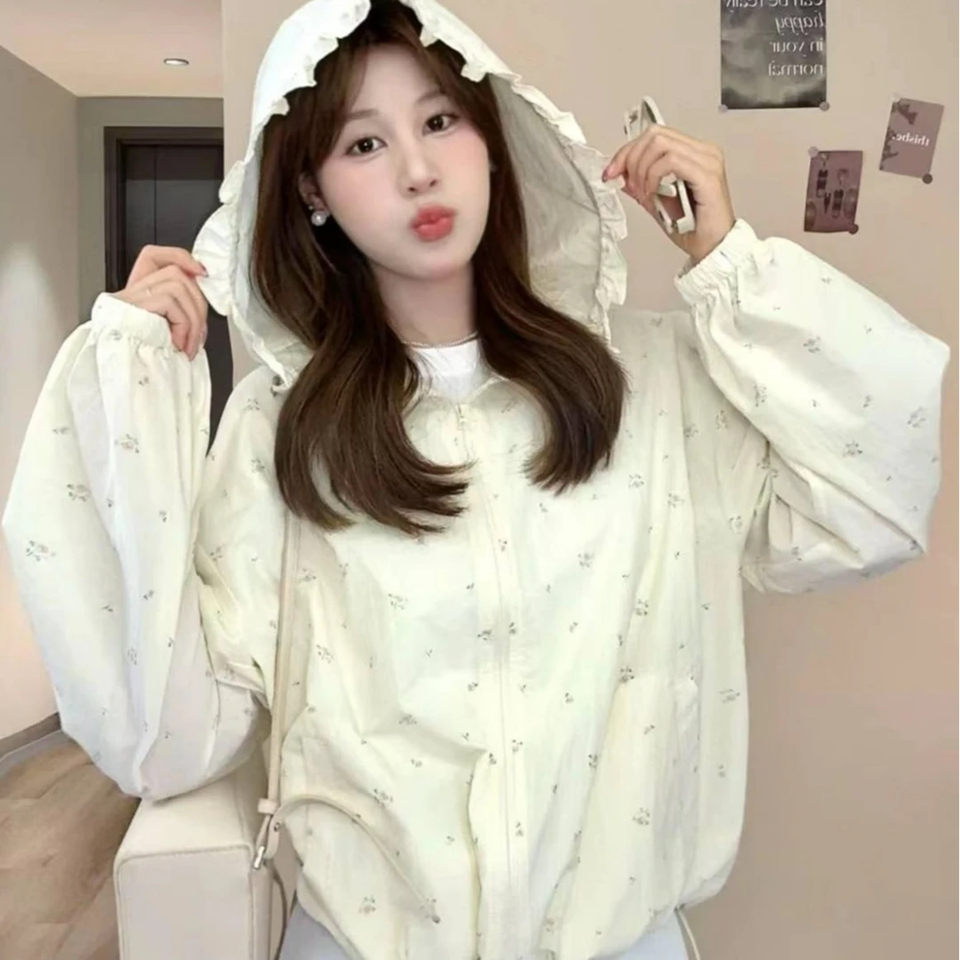 2025夏季新款韩版连帽小碎花宽松薄款外套时尚减龄抽绳防晒衣女