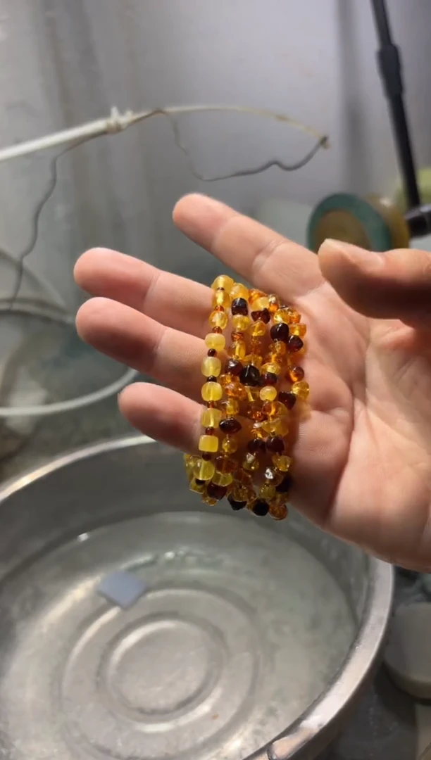 琥珀颈饰未镶嵌发一个