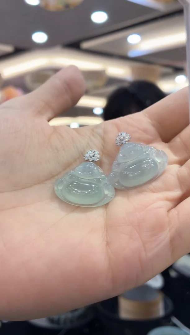 18K金镶嵌定制翡翠天然翡翠佛公-多样性发一