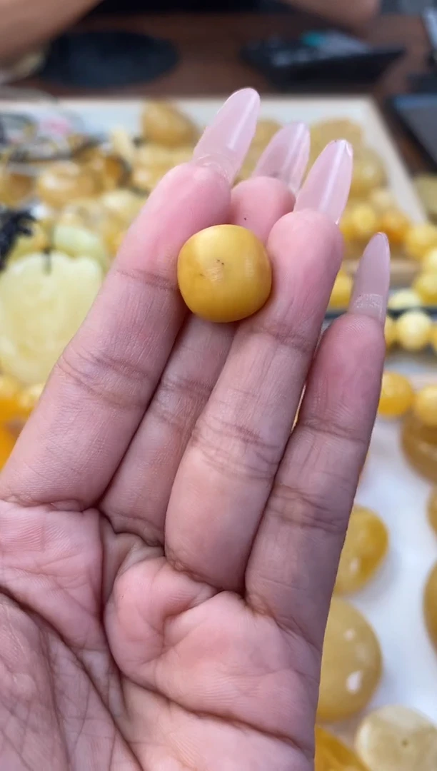 未镶嵌琥珀裸石天然琥珀蜜蜡