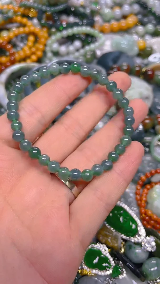 颈饰未镶嵌翡翠5mm/ B /翡翠A货，一件也是批发价