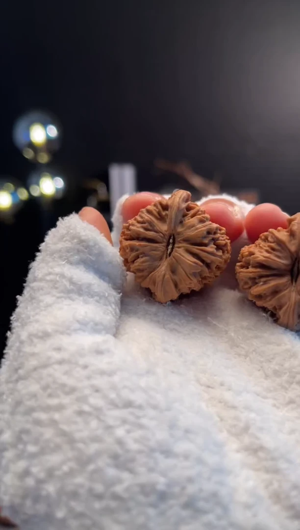 吊坠文玩核桃舎****）南将