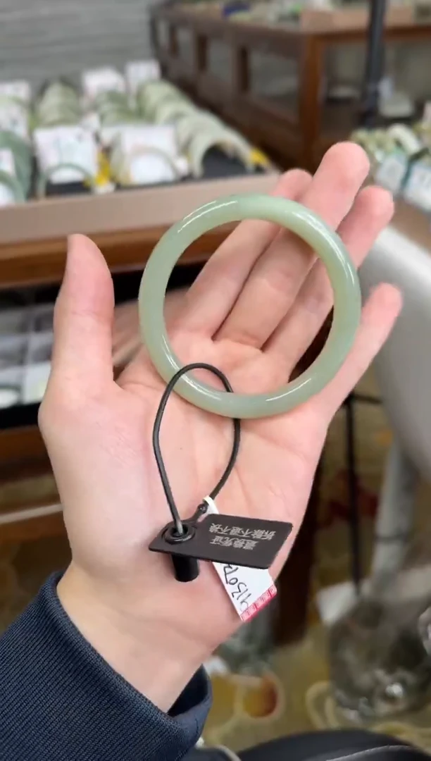 未镶嵌手镯和田玉58