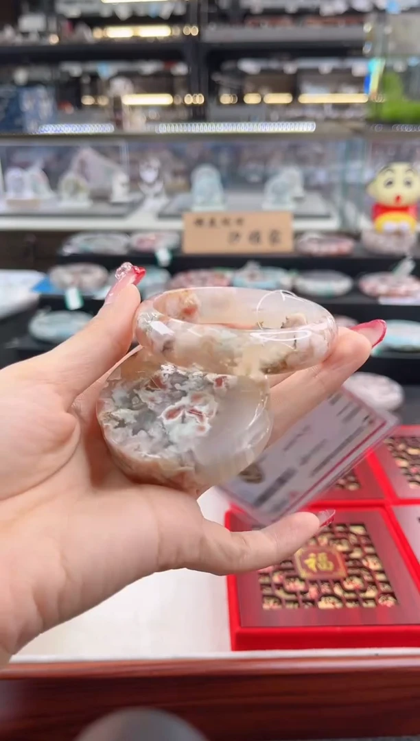 未镶嵌手镯石英质玉55--56圈口（赠品镯心）6358977