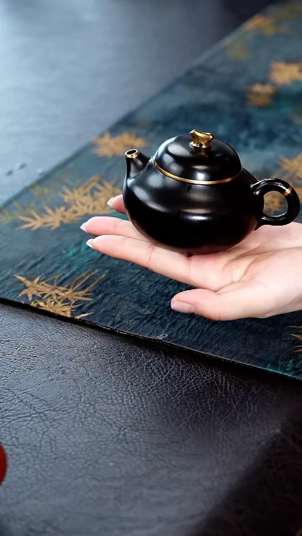 茶壶紫砂13宜兴紫砂壶惊喜