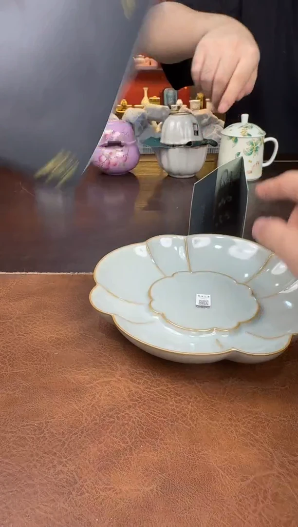 这是真便宜-弥漫壶承青