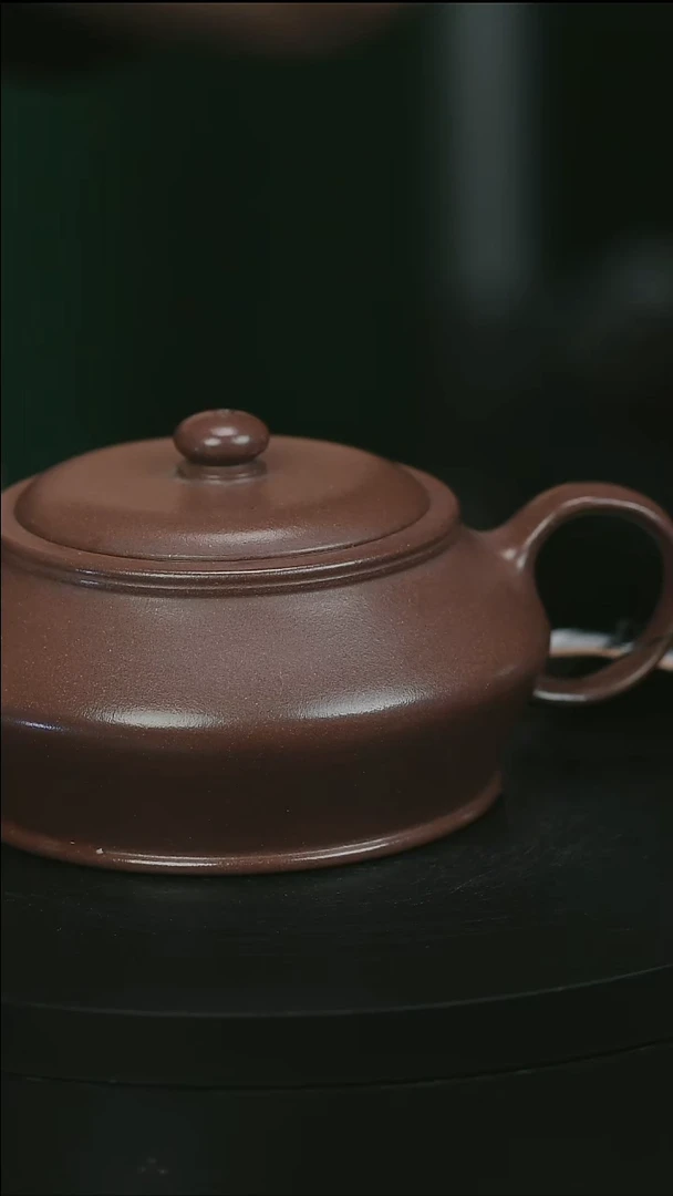 茶壶紫砂?***?H1790范菊芳光素曼殊