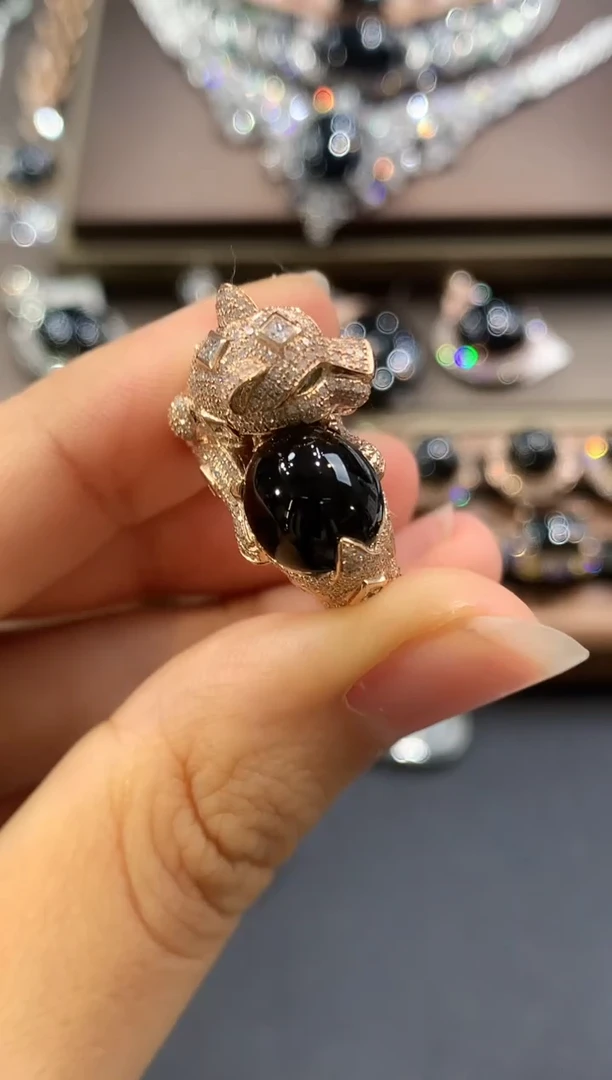 18K金镶嵌定制翡翠L*l戒指 C170 -定制款