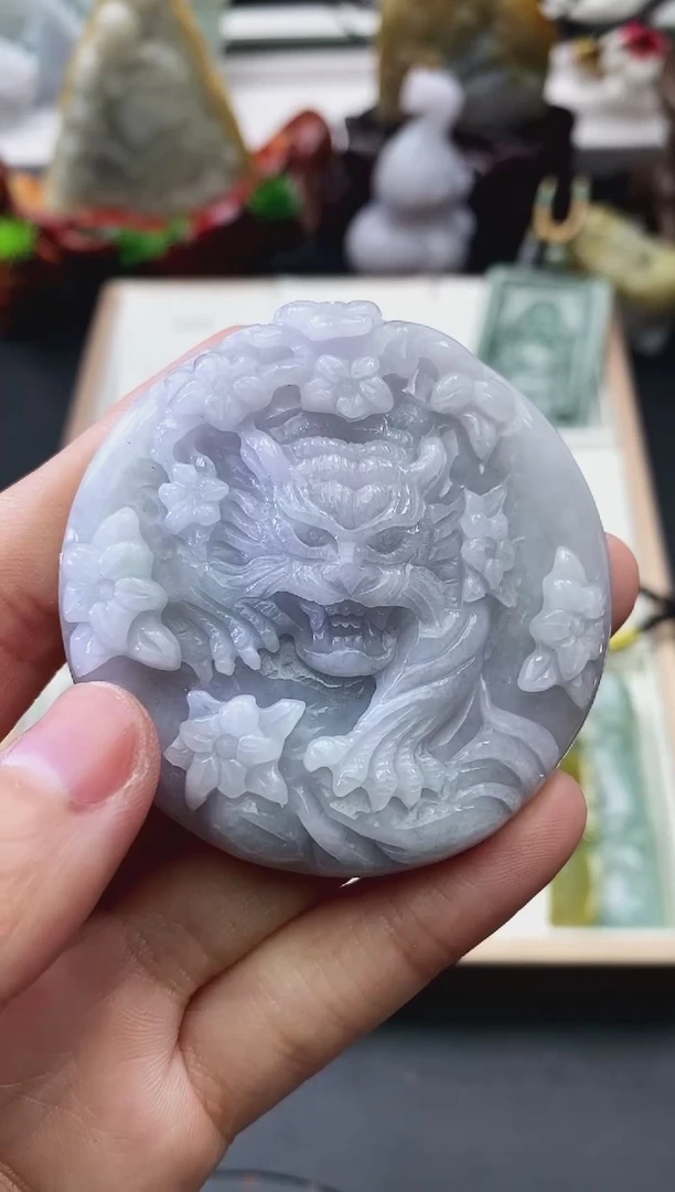 翡翠未镶嵌颈饰天然缅甸A货翡翠
