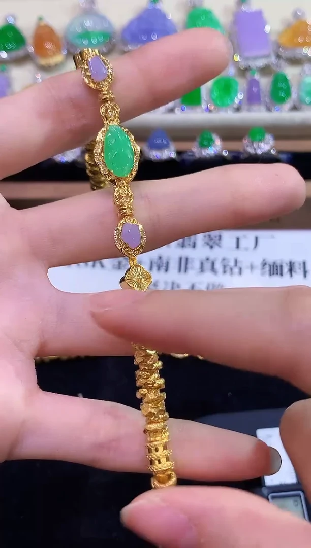 18K金镶嵌手链翡翠G****娜多样性发其一