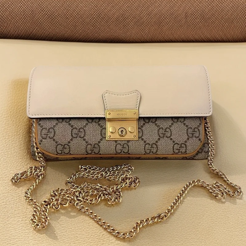 95新 GUCCI/古驰 老花斜挎包1167 7399