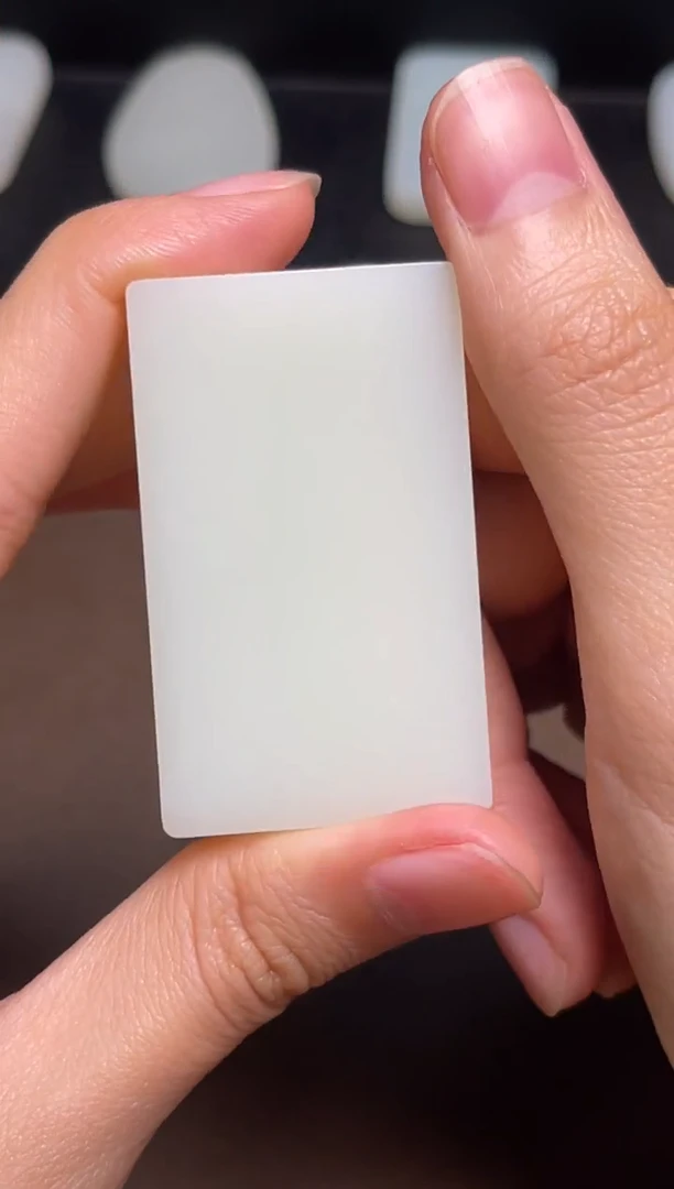 和田玉未镶嵌颈饰64 包容