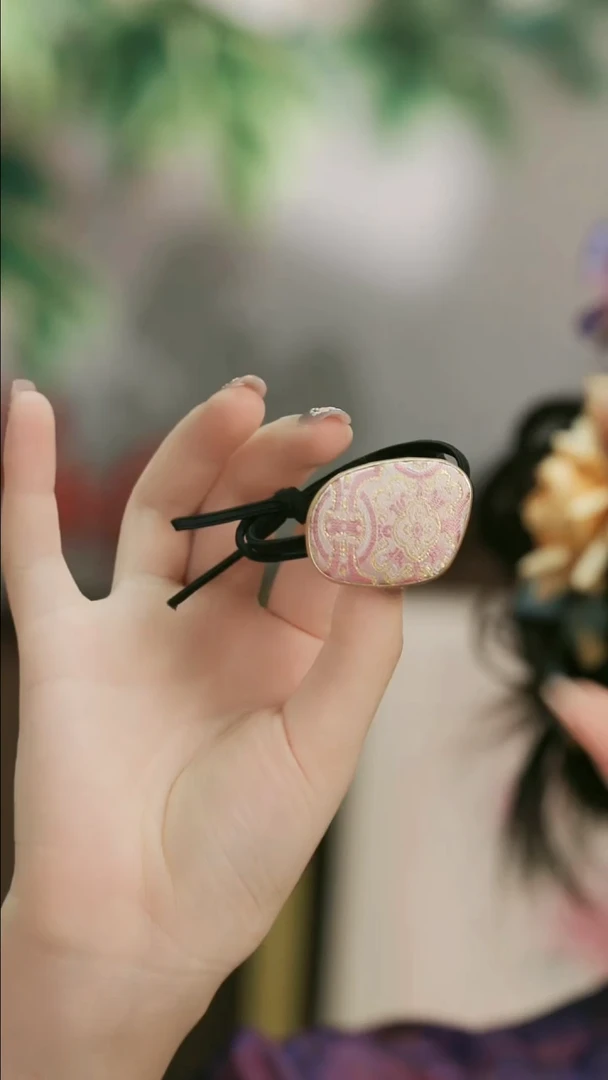 刺绣湘传礼名家宋锦发绳