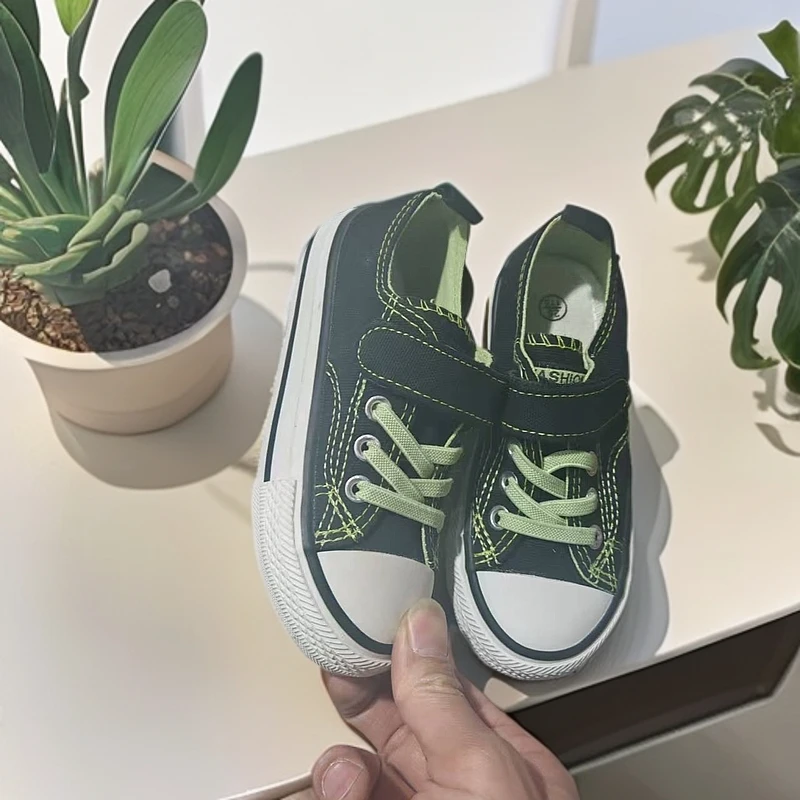 8801儿童鞋子春秋季新款小学生男童百搭软底潮鞋