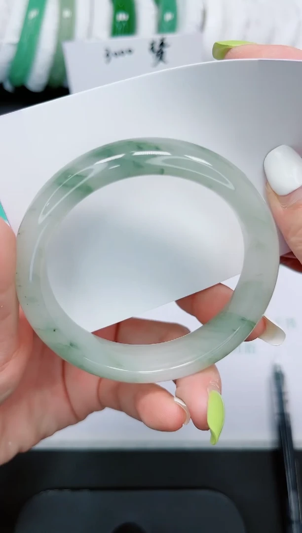 石英质玉手镯未镶嵌636/58