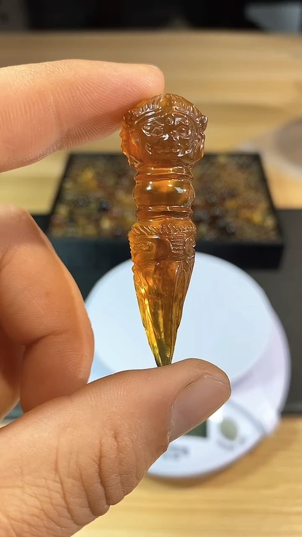 琥珀颈饰未镶嵌天然缅甸琥珀降魔杵