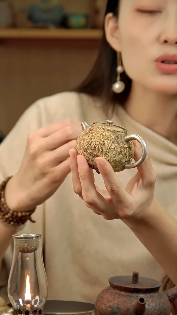 言野手作 粉引仿古三足壶