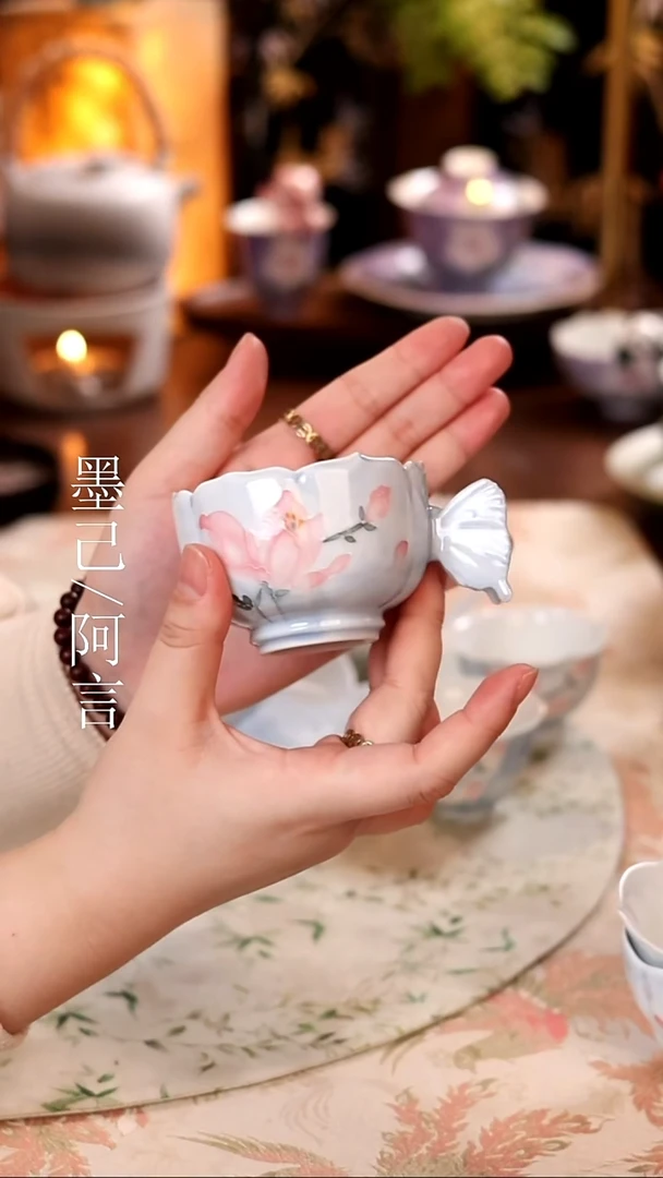 有田烧-雾漫玉兰-蝴蝶手把茶杯
