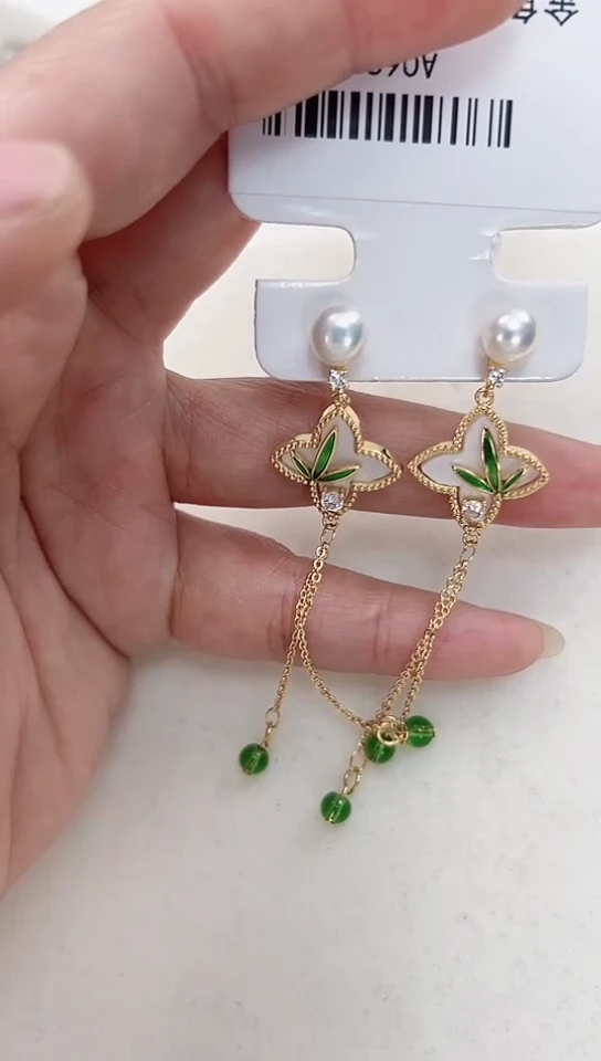 【闪购商品】淡水珍珠颈饰合金四叶耳线