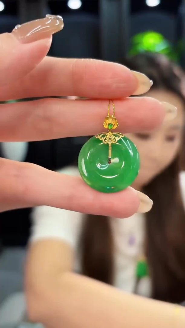 翡翠18K金镶嵌颈饰 缅料A货/支持复检/一件