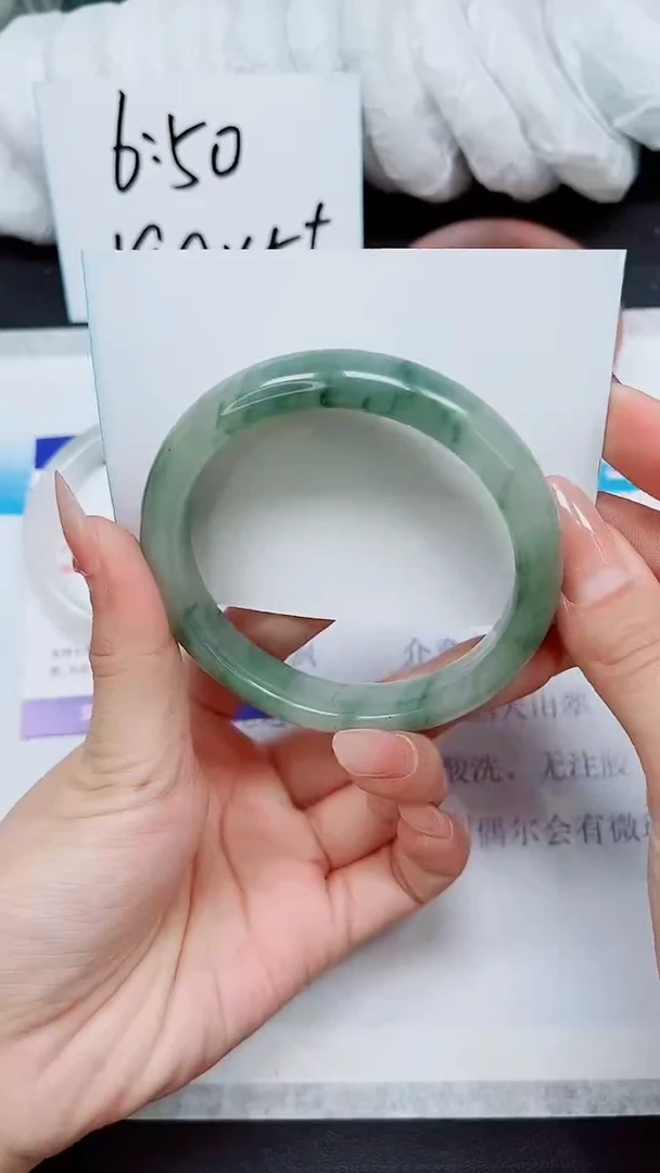 【闪购商品】石英质玉手镯未镶嵌A45-63*64