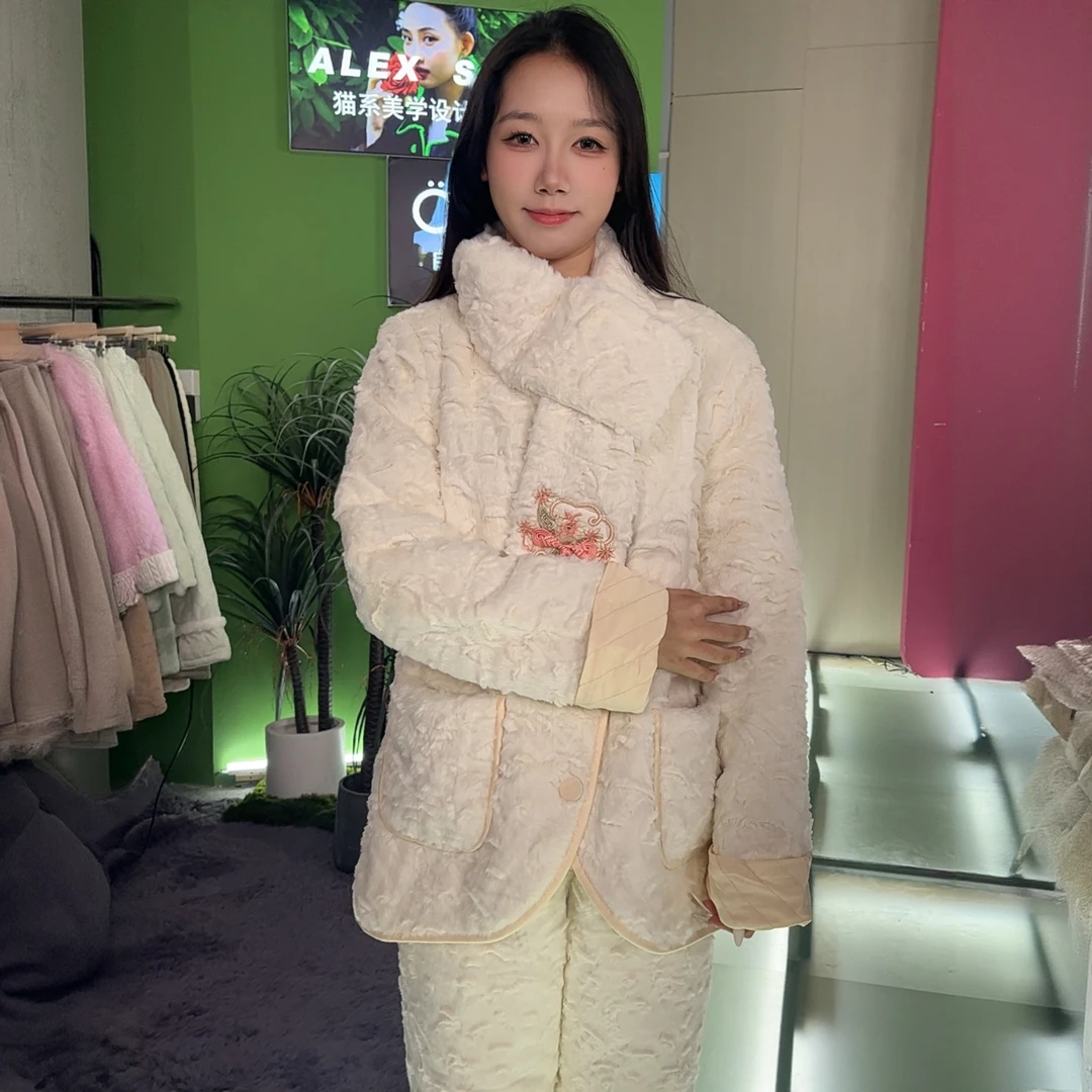 【专场】轻奢3件套家居服套装女款睡衣加绒加厚带围巾原创设计款