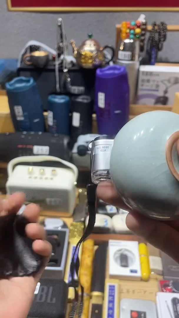 瓷片闪购商品 如图所示