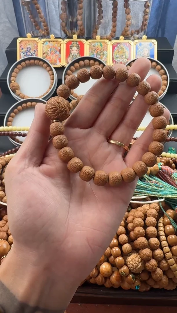 手串猴头核桃荔枝纹送单颗雕刻瑕疵