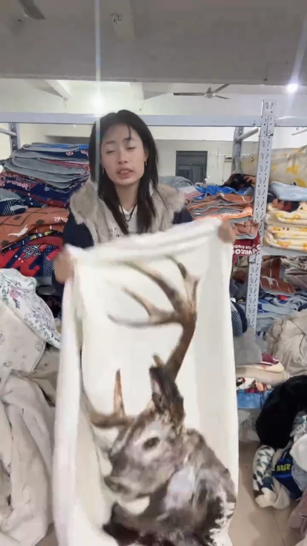 法兰绒020                         1.2*1.8瑕疵