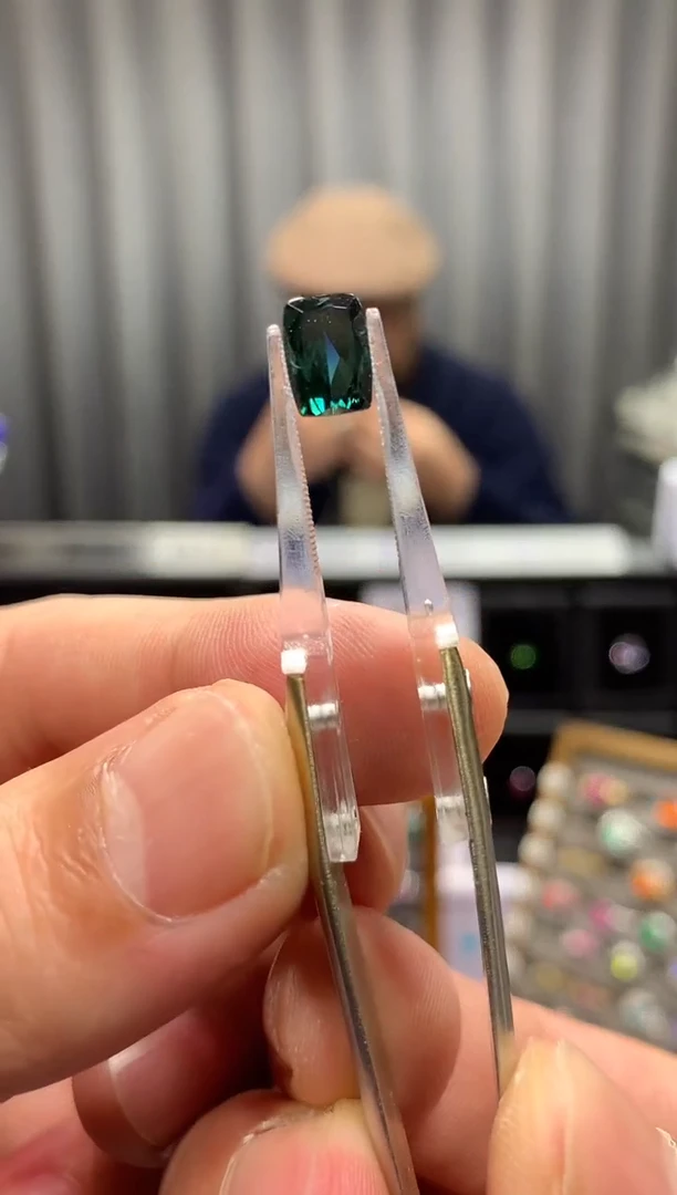 未镶嵌裸石碧玺1.6ct 16