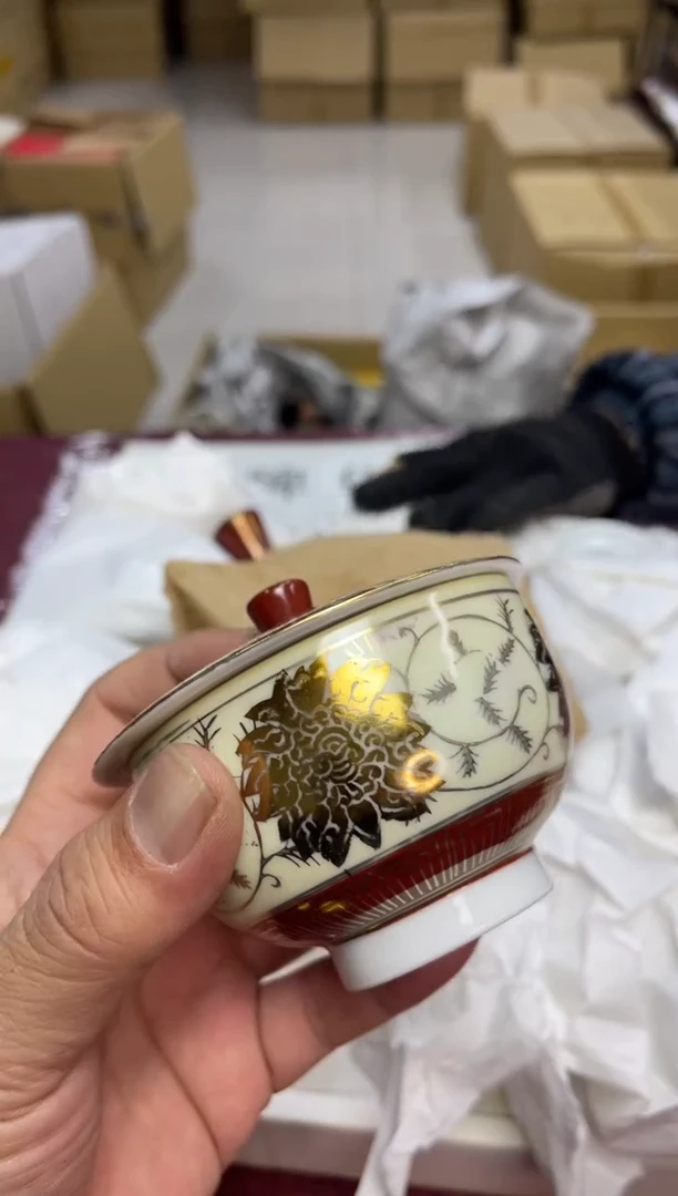 默认微瑕，no退no换，介意勿拍