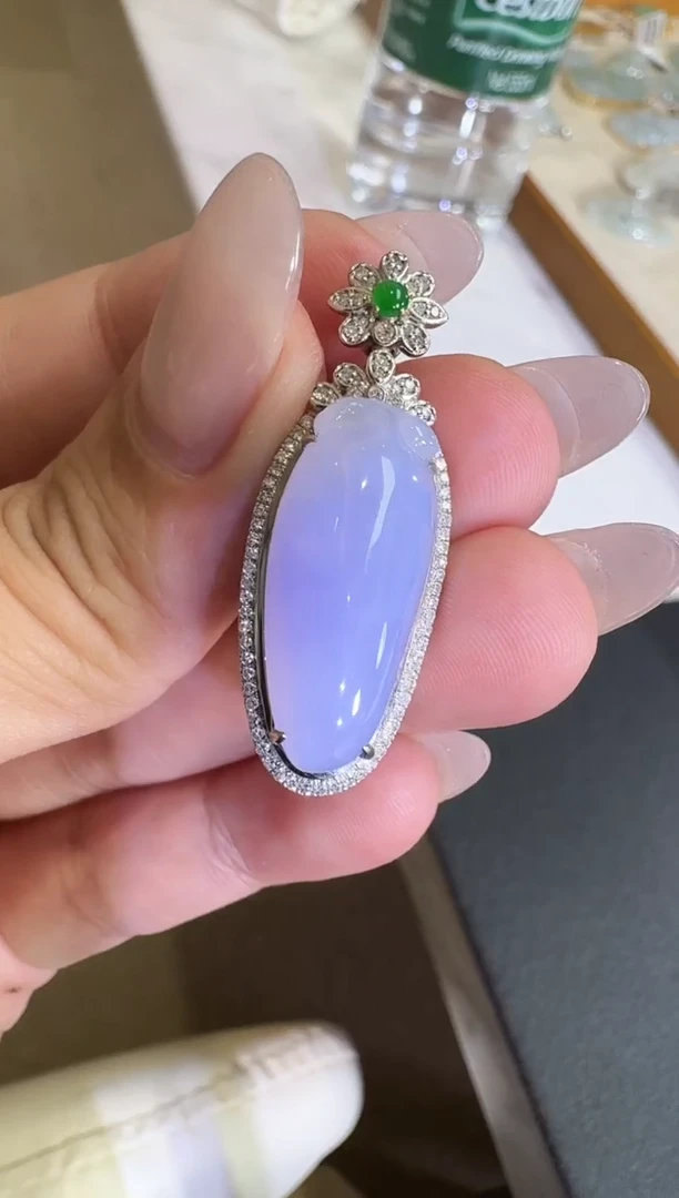 吊坠(不含链)18K金镶嵌翡翠【源头工厂】钻石镶嵌