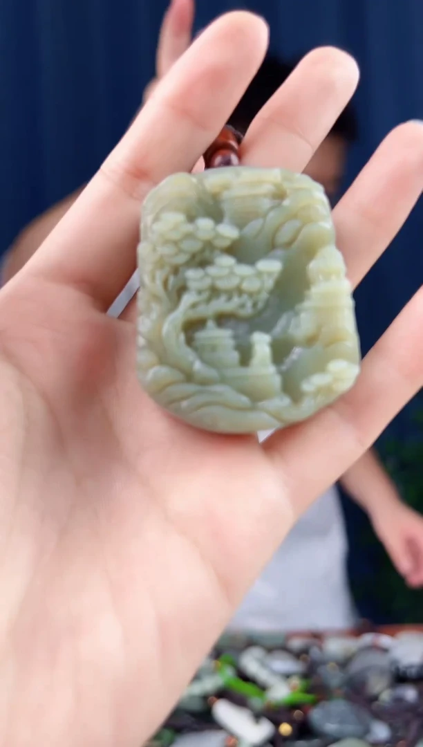 未镶嵌和田玉挂件拍一发一，多样性发货