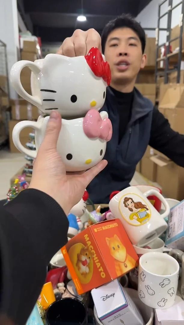 瓷片大号红色加粉色蝴蝶结kt头杯2件套