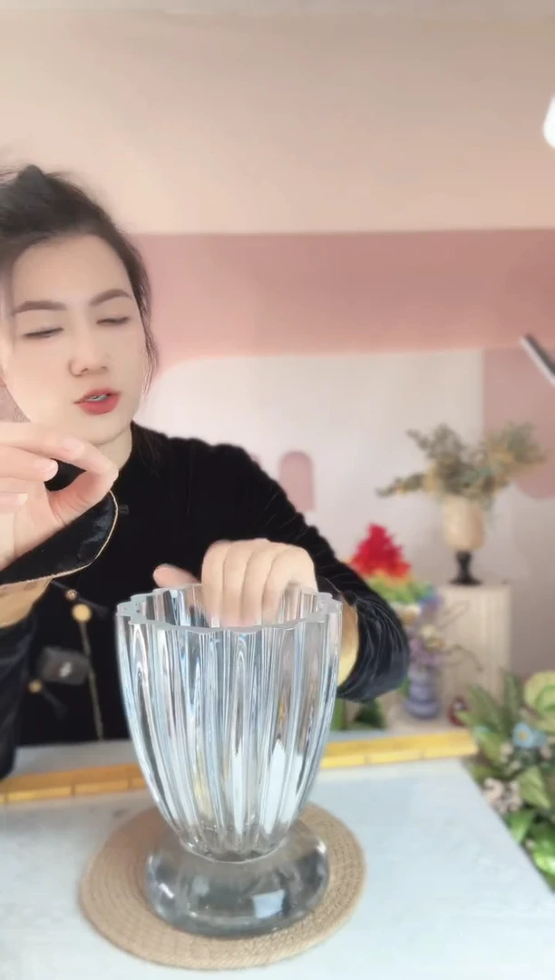 031直播玻璃花瓶