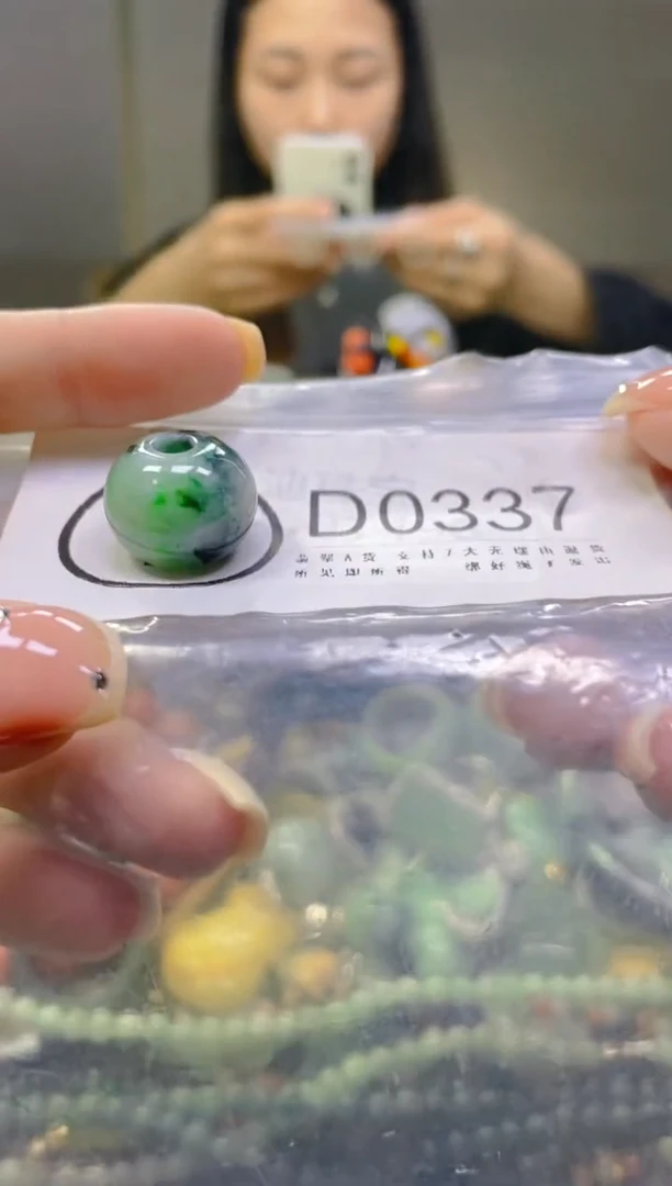 翡翠未镶嵌颈饰/D/翡翠A货一图一物