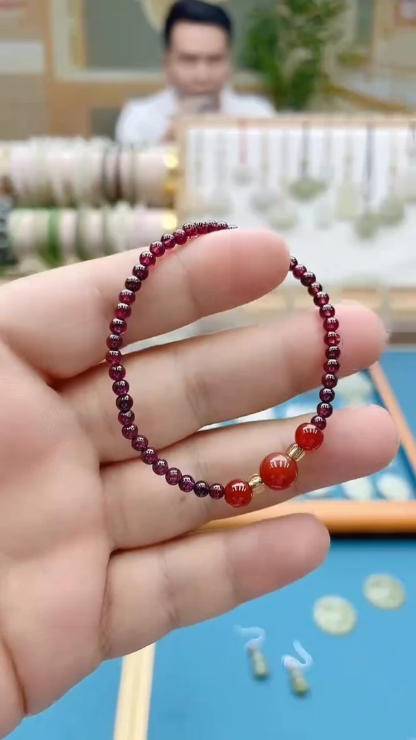 手串未镶嵌石榴石卡4MM手串