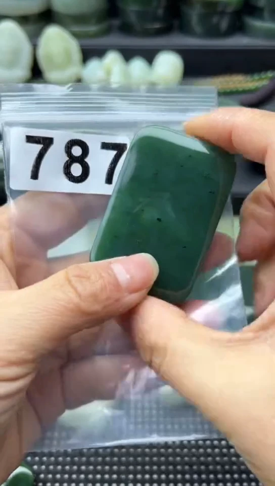 未镶嵌和田玉珠宝半成品牌子