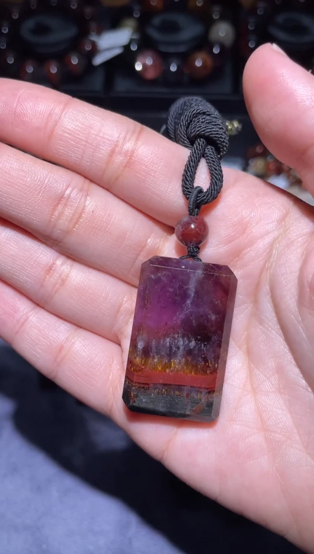 【闪购商品】水晶吊坠未镶嵌极光