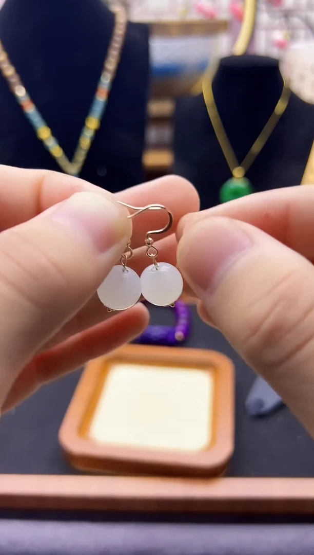 【闪购商品】和田玉耳饰14K金镶嵌E118