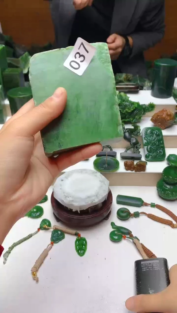 未镶嵌和田玉珠宝半成品1