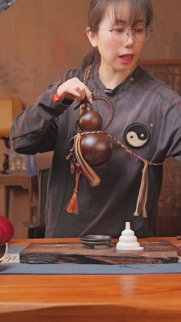 1033号链接精品大漆葫芦现货现发[一物一拍]