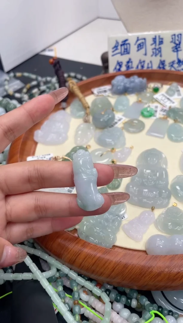 颈饰未镶嵌翡翠118多样性发货