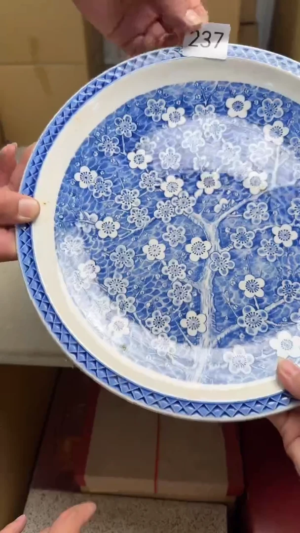 瓷片兔***草瓷器全场漏漏漏默认微瑕介意慎拍！