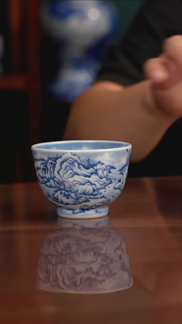 景琳藏青花山水雪景主人杯