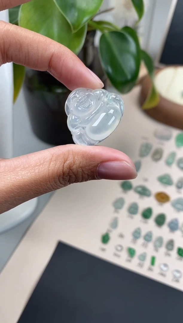 【闪购商品】翡翠颈饰未镶嵌翡翠冰种佛公