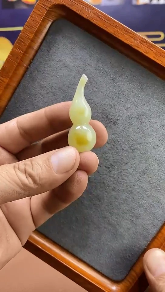 吊坠(不含链)未镶嵌和田玉精品和田玉吊坠葫芦