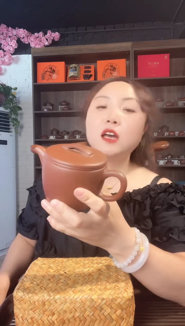 紫砂茶宠汉瓦壶容量300cc【瑕不退不换】