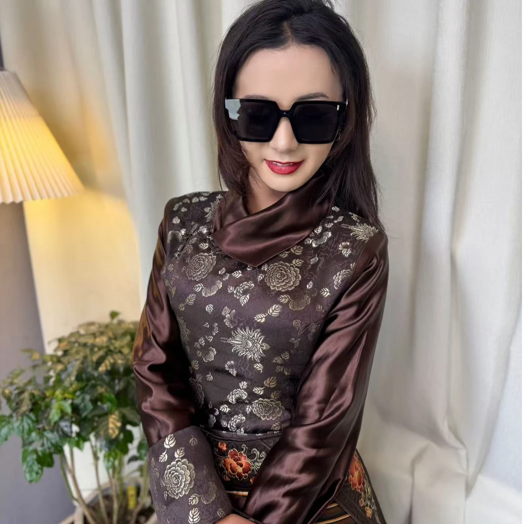 2025轻奢锦缎两件套藏服格桑雄飞服装店