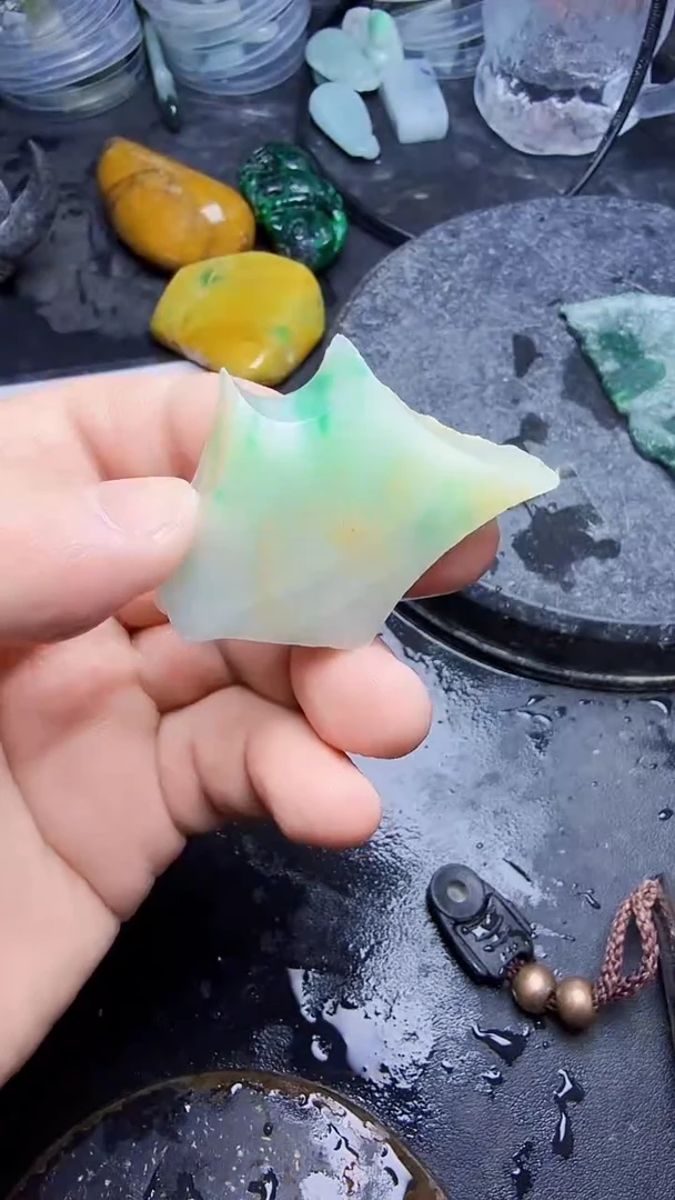 未镶嵌挂件翡翠唐*豆天然翡翠161